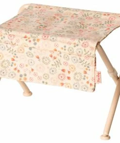 Maileg Nursery Table