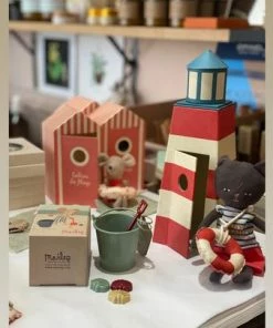 Maileg Beach Collection Sauveteur Tower With Cat Mice