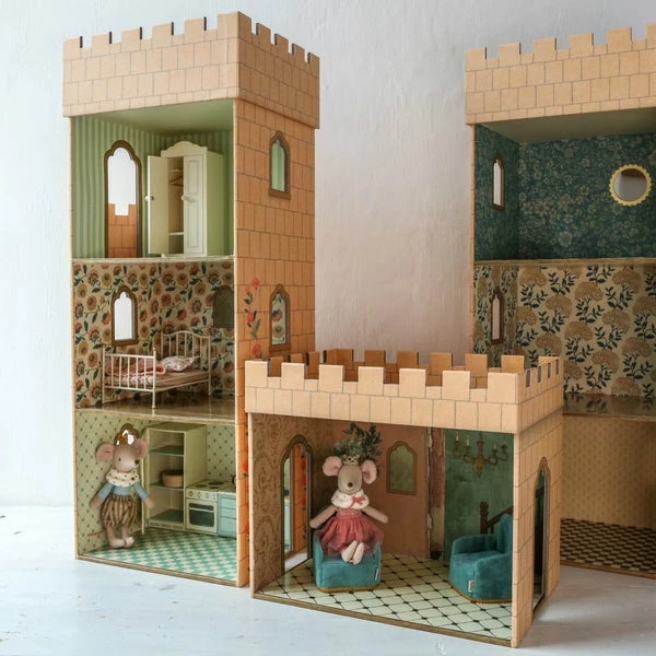 Maileg Mouse Castle With Kitchen