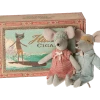 Maileg Mum And Dad In Cigarbox