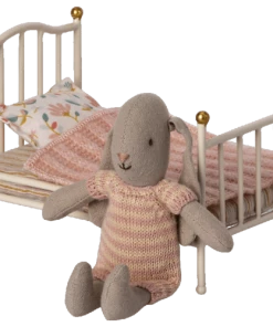 Maileg Vintage Bed Mouse Off White