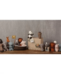 Maileg Mini Hippo Comforter