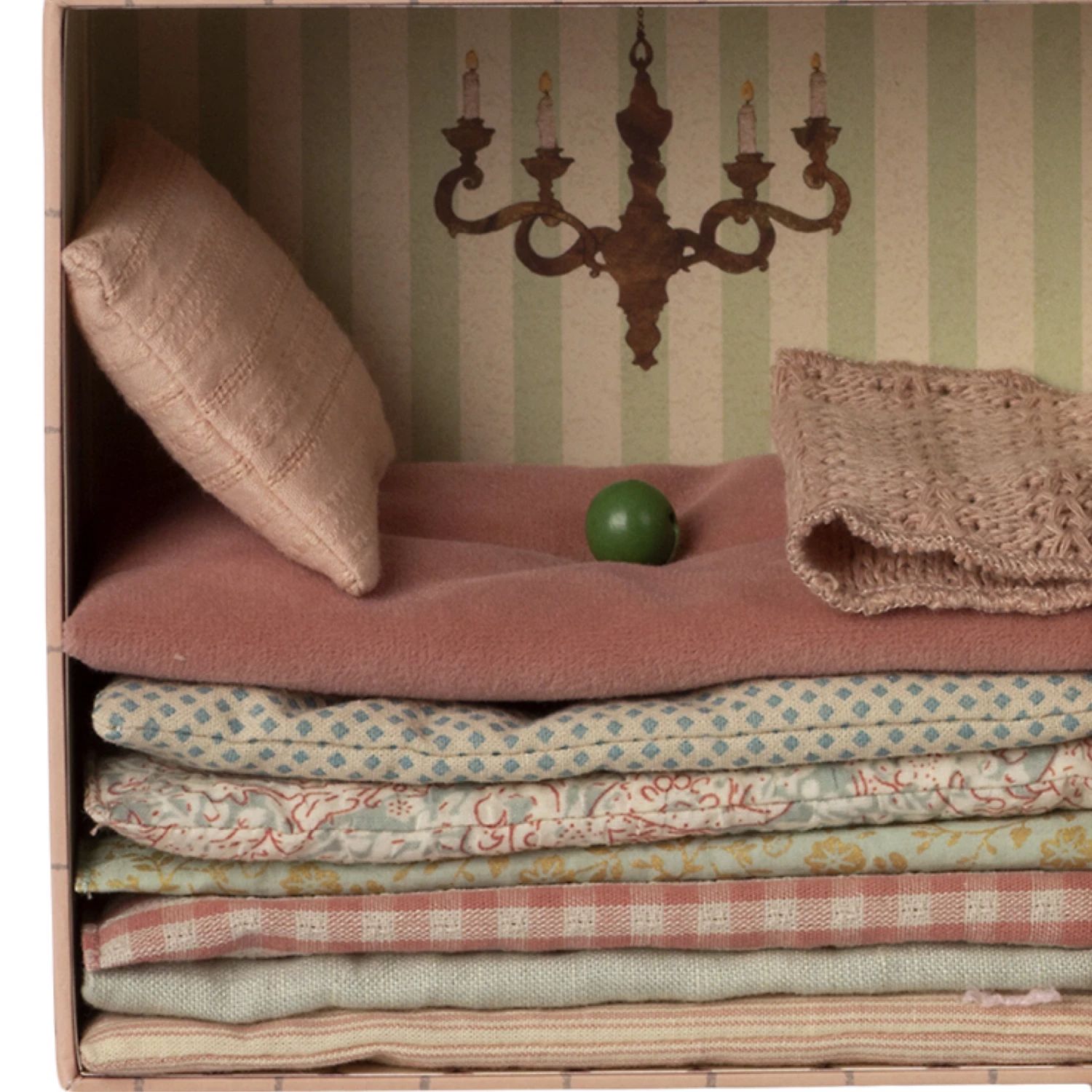 Maileg Princess and The Pea Big Sister Mouse