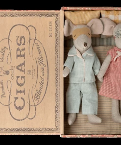 Maileg Mum Dad Mice in Cigar Box Bed