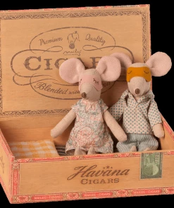 Maileg Mum and Dad Mouse in a Box