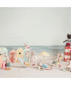 Maileg Beach Mice Little Sister in Cabin de Plage