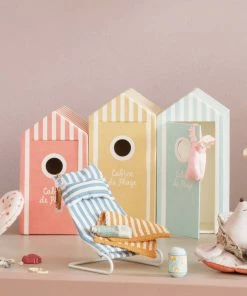 Maileg Beach Mice Little Sister in Cabin de Plage