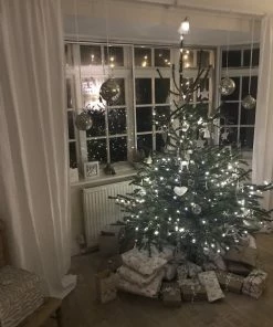 Maileg Days of December Giftwrap - 10 Meter Roll