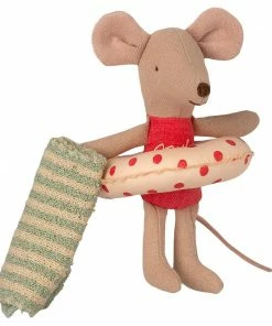 Maileg Petite Soeur Dans La Cabine De Plage Jouet