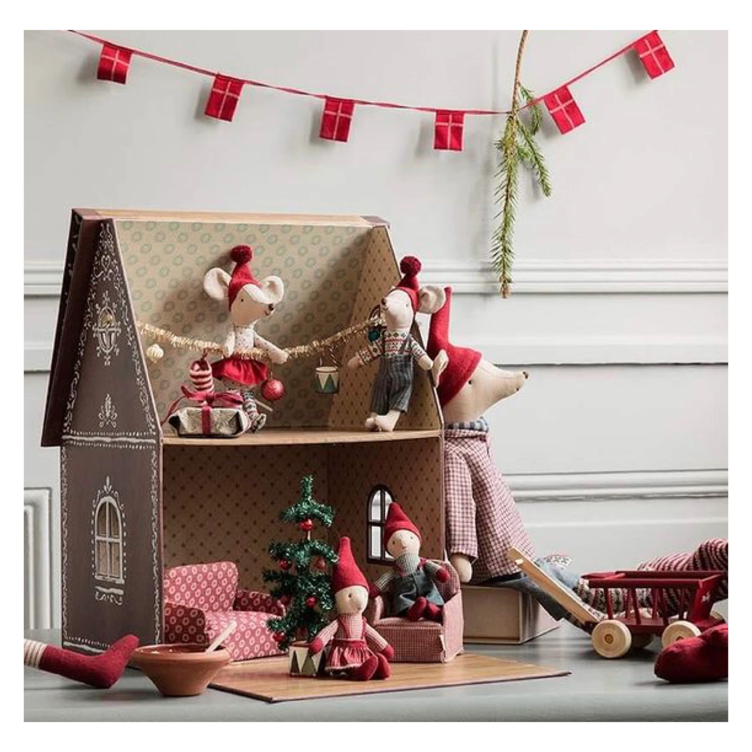 Maileg Christmas Mouse in Matchbox Big Sister