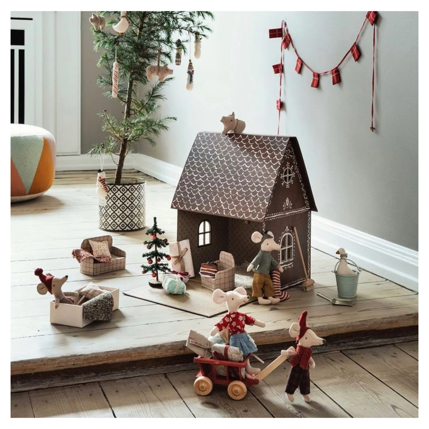 Maileg Christmas Mouse in Matchbox Big Sister